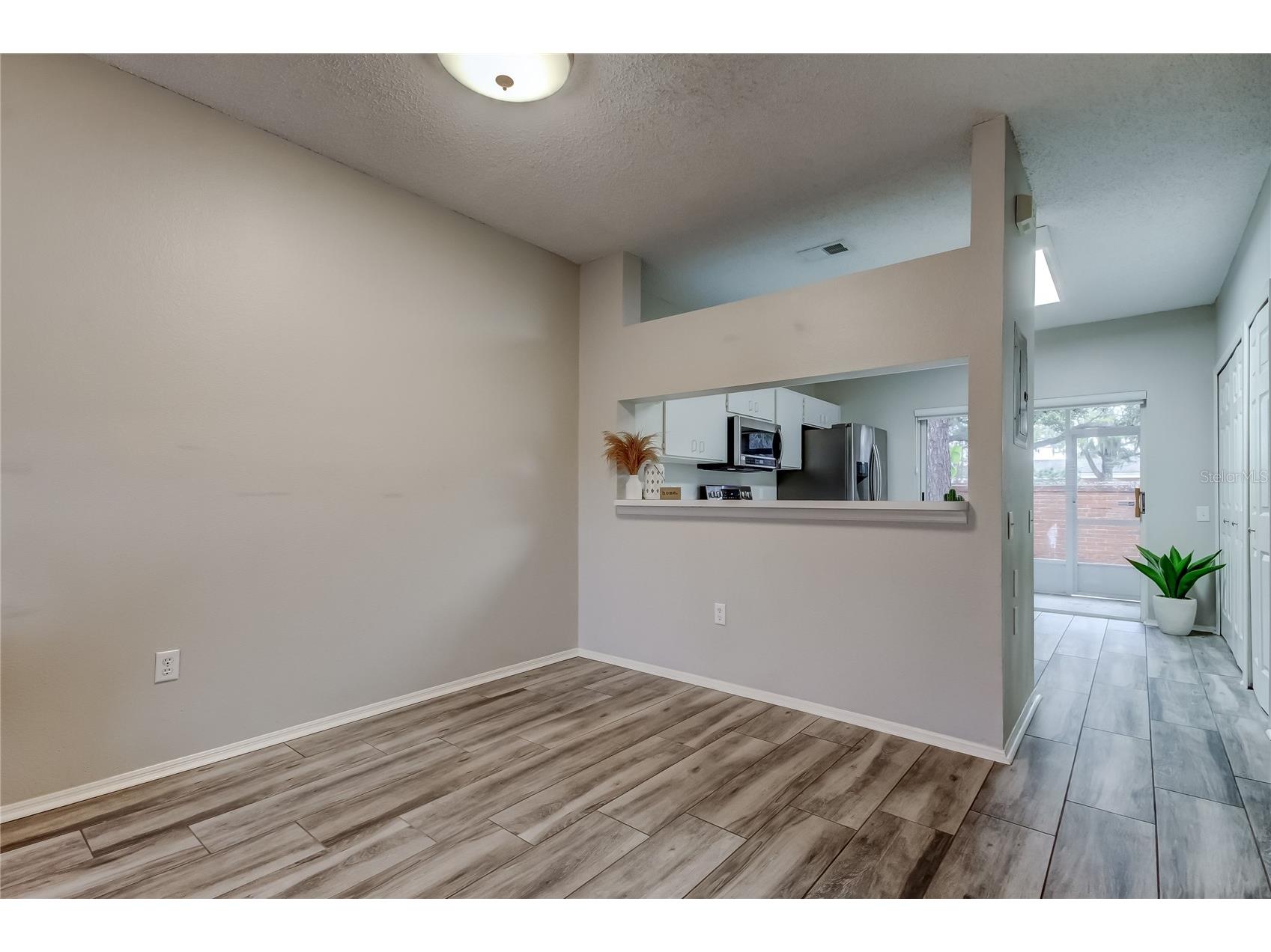 12440 Berkeley Square Drive Tampa FL 33626 TB8482465 image8