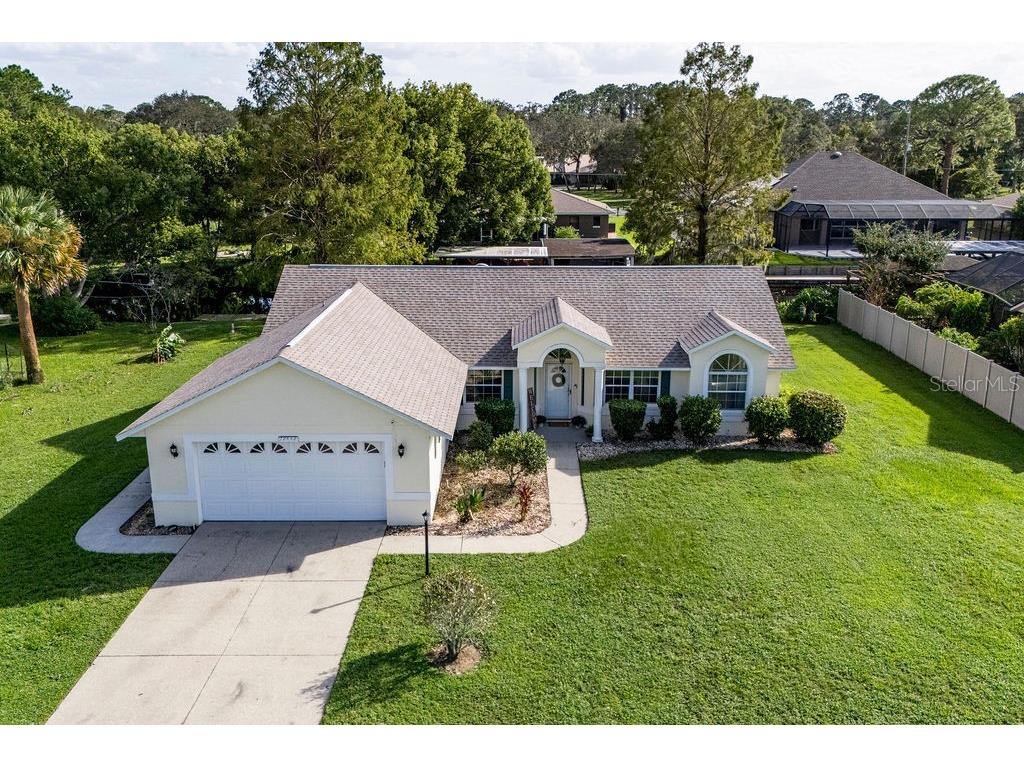 12442 Blue Heron Way Leesburg FL 34788 - LAKE EUSTIS G5088280 image1