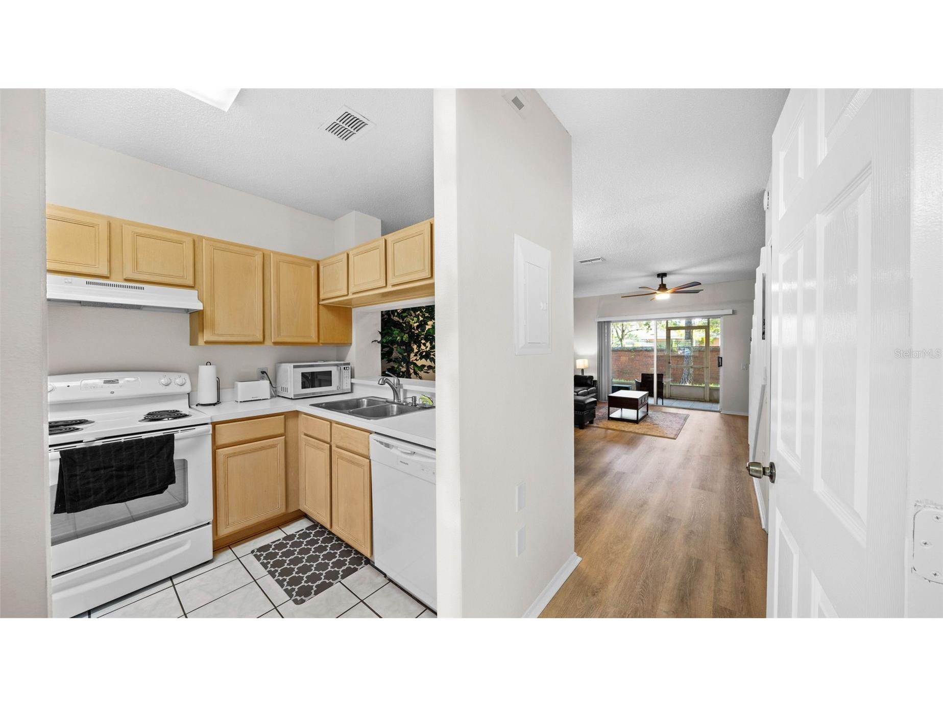12444 Berkeley Square Drive Tampa FL 33626 TB8502615 image7
