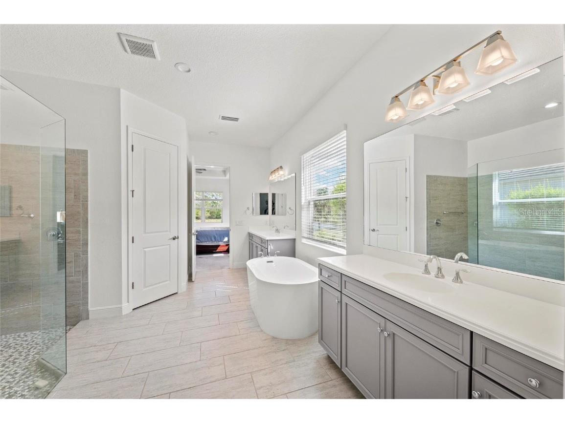 12444 Destin Loop Venice FL 34293 N6141104 image25