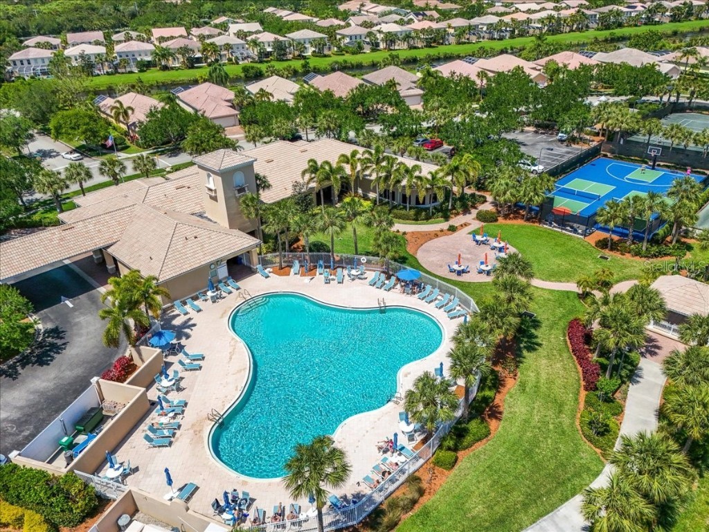 1245 Burgos Drive #304 Sarasota FL 34238 A4671499 image19