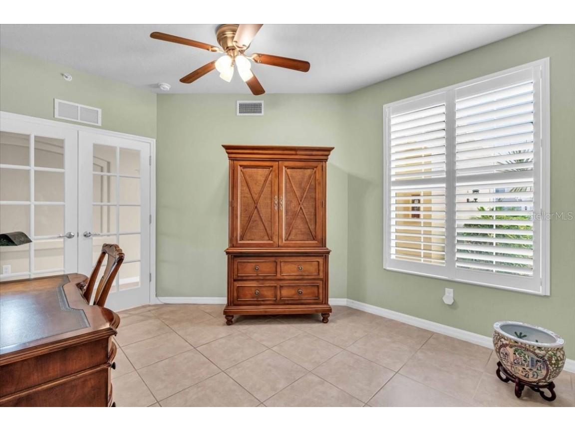 1245 Burgos Drive #304 Sarasota FL 34238 A4671499 image2