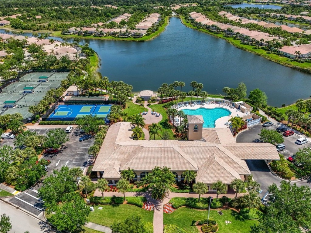 1245 Burgos Drive #304 Sarasota FL 34238 A4671499 image20