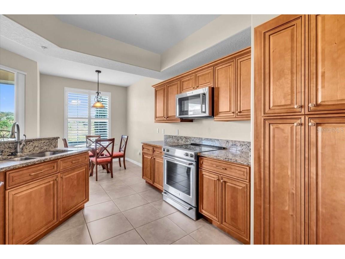 1245 Burgos Drive #304 Sarasota FL 34238 A4671499 image6