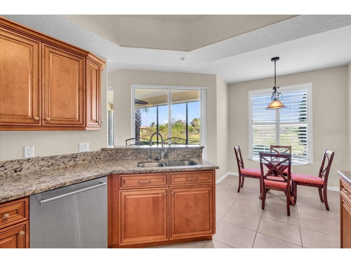 1245 Burgos Drive #304 Sarasota FL 34238 A4671499 image7