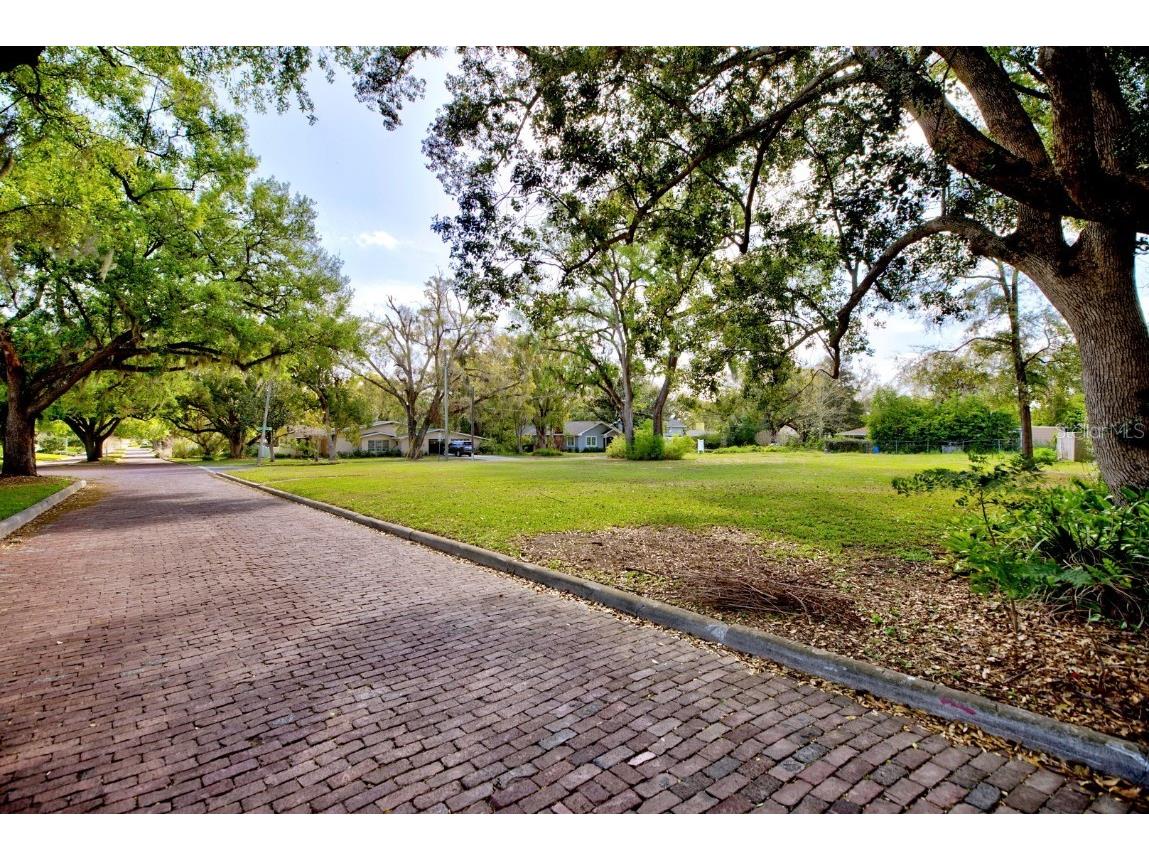1245 Easton Drive Lakeland FL 33803 L4951295 image1