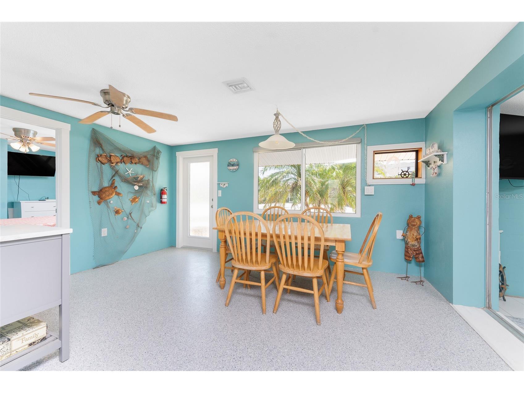 1245 Gulf Boulevard Englewood FL 34223 D6146485 image18