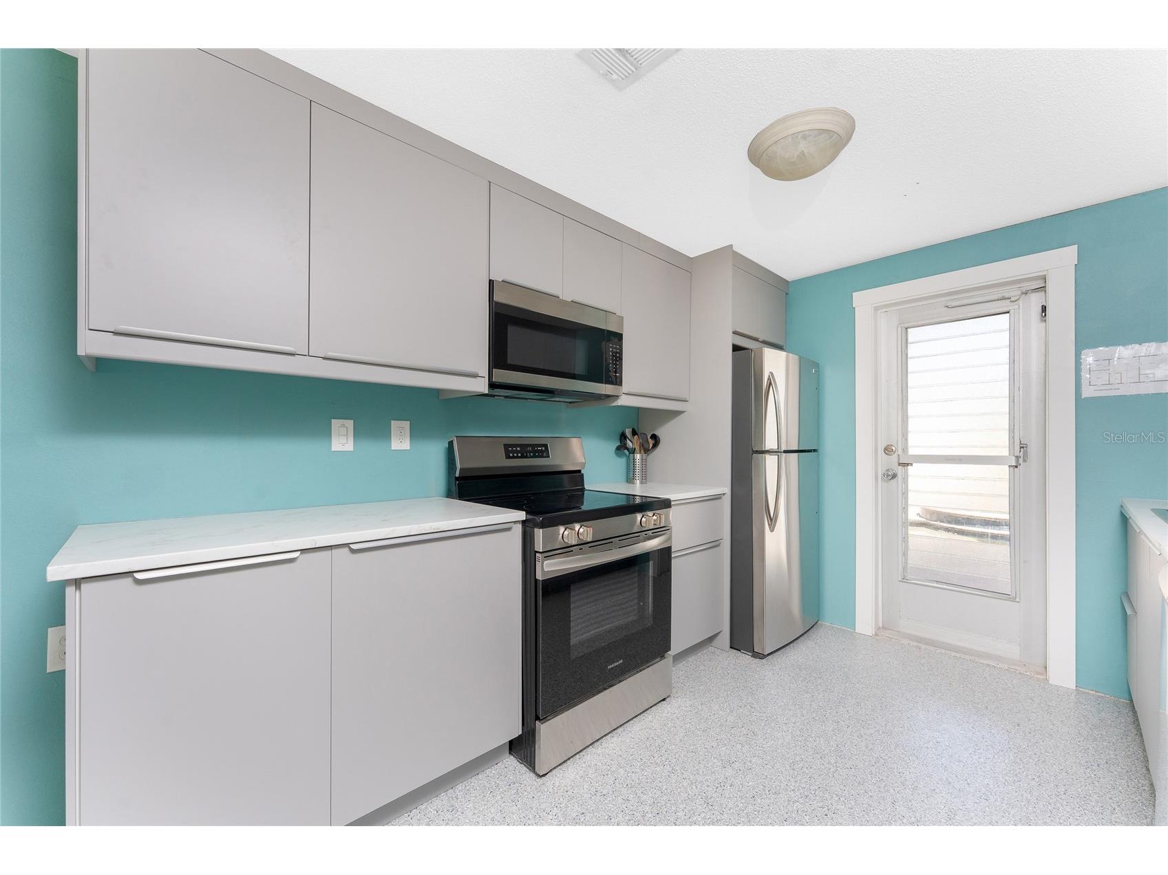 1245 Gulf Boulevard Englewood FL 34223 D6146485 image22