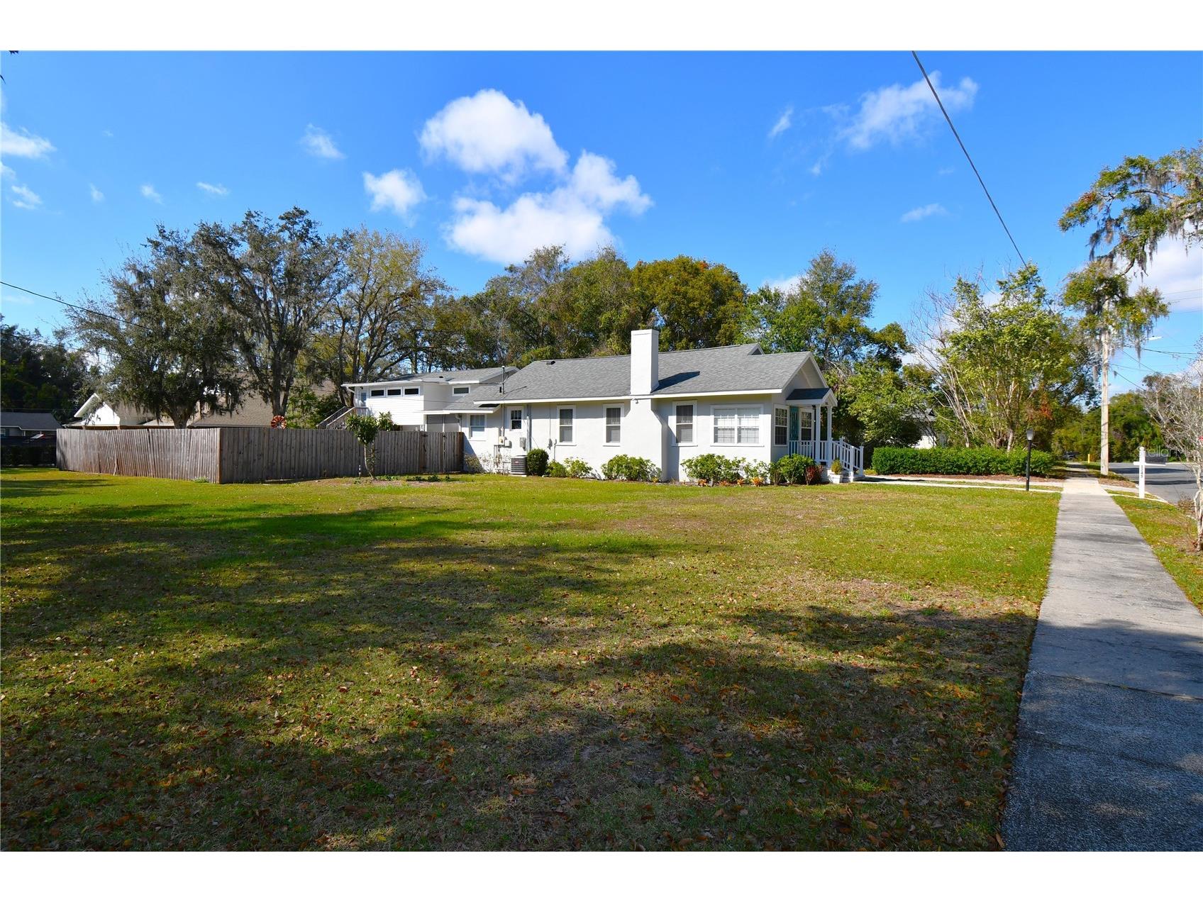 1245 N Alexander Street Mount Dora FL 32757 P4937845 image4