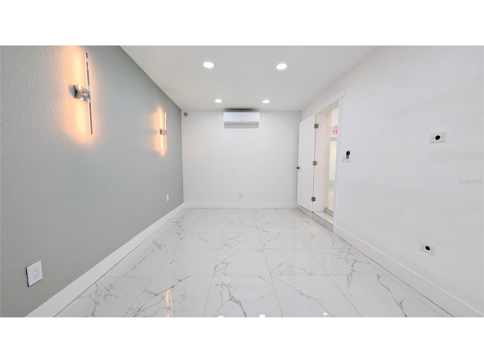 1245 N Pine Hills Road Orlando FL 32808 O6421814 image15