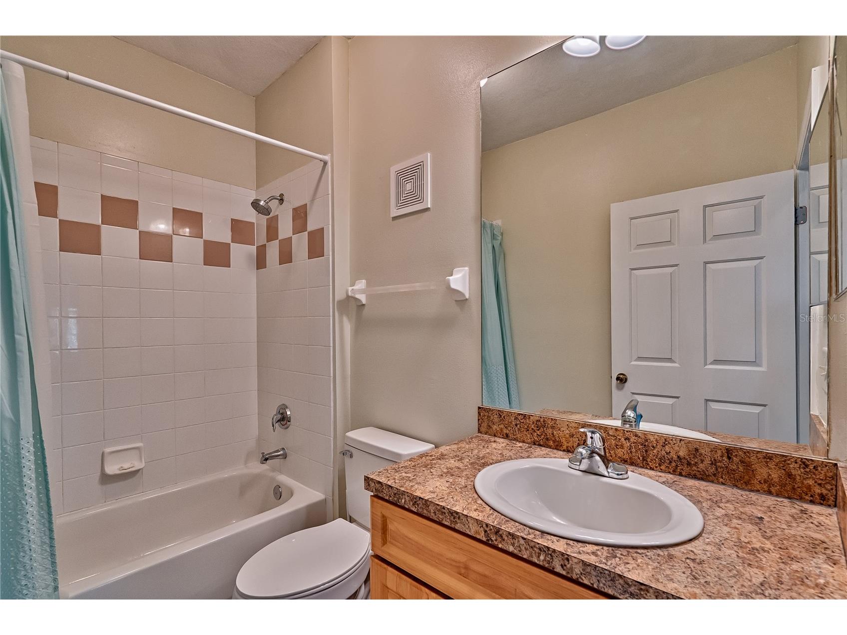 1245 SW 9th Road #201 Gainesville FL 32601 GC537075 image17