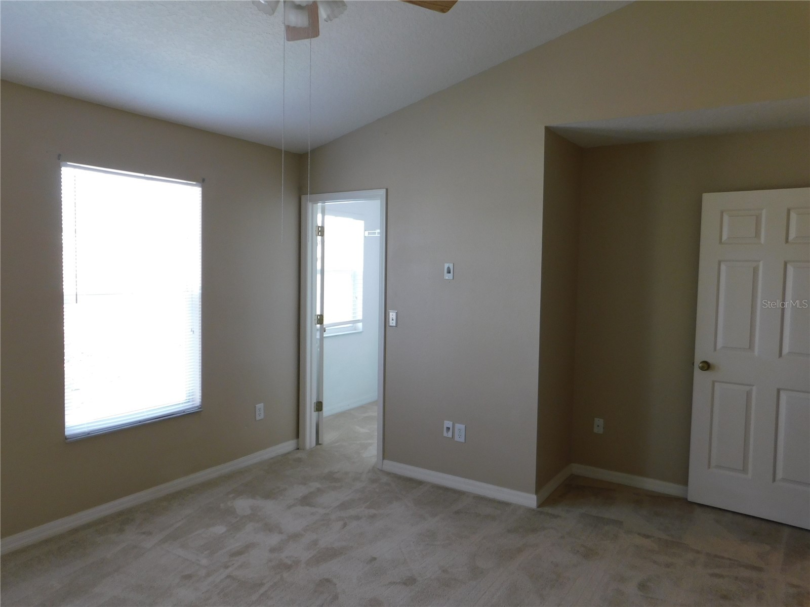 12450 Country White Circle Tampa FL 33635 TB8527529 image16