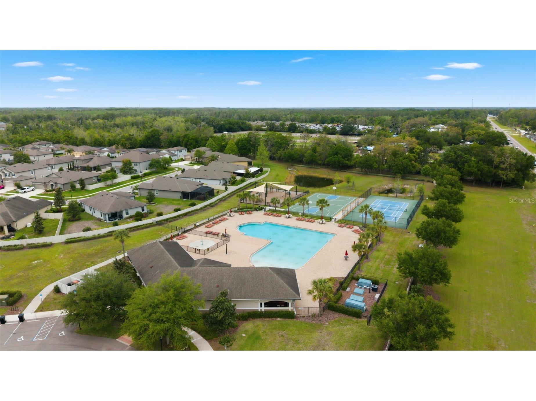 12451 Nouveau Avenue Spring Hill FL 34610 TB8510755 image28
