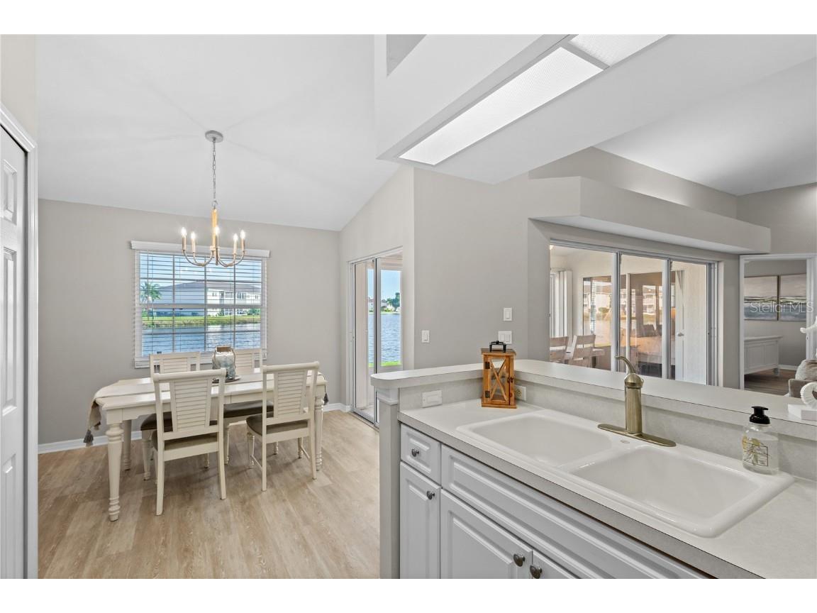 12454 SW Kingsway Circle #202 Lake Suzy FL 34269 A4668416 image11