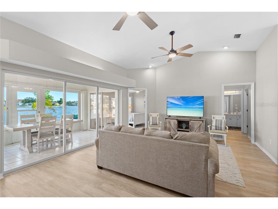 12454 SW Kingsway Circle #202 Lake Suzy FL 34269 A4668416 image6