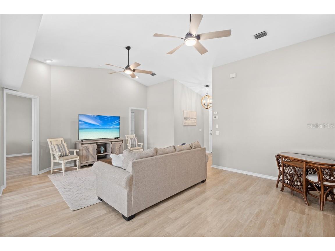 12454 SW Kingsway Circle #202 Lake Suzy FL 34269 A4668416 image7