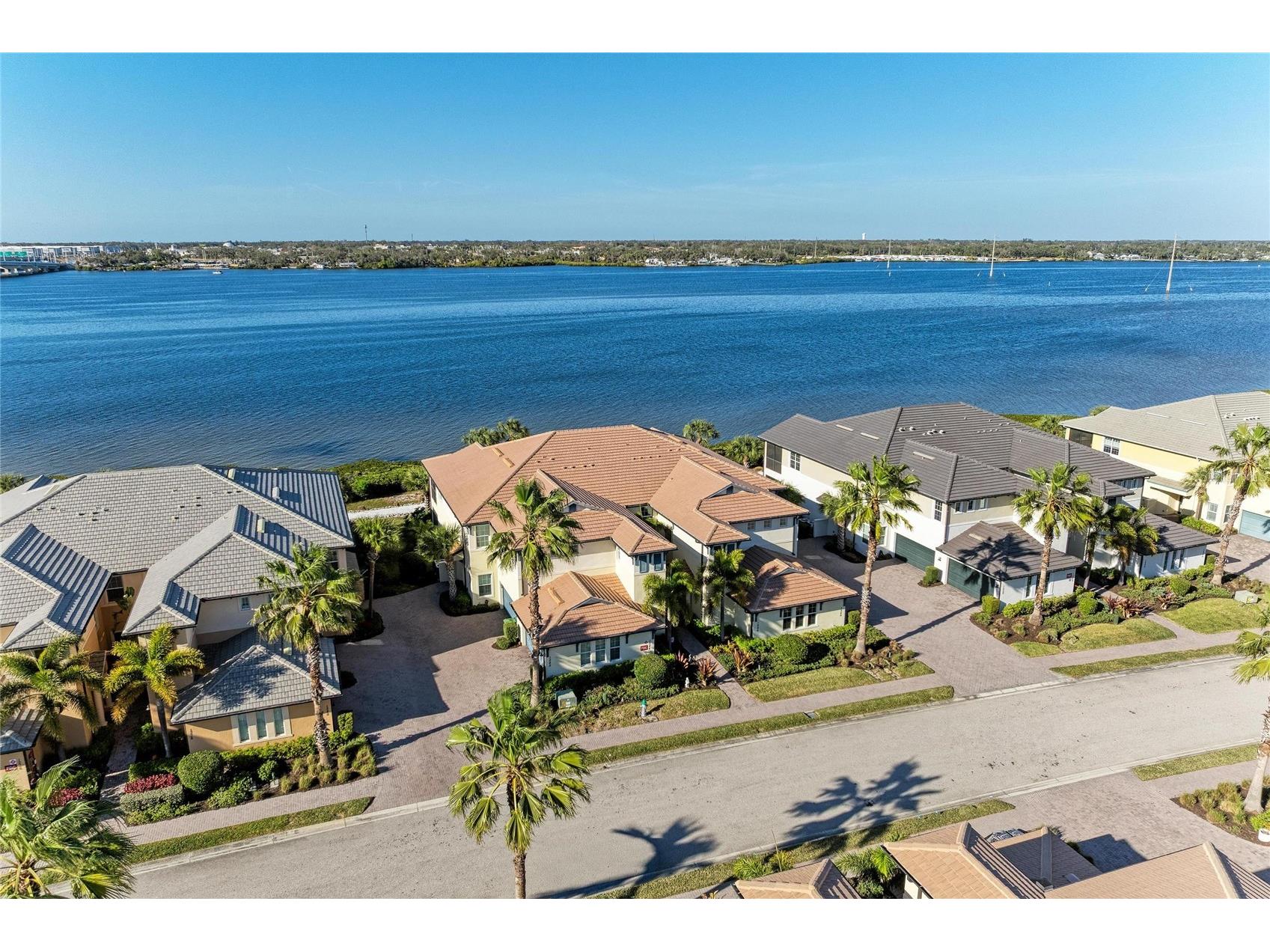 1246 Riverscape Street Bradenton FL 34208 - MANATEE RIVER A4682037 image1