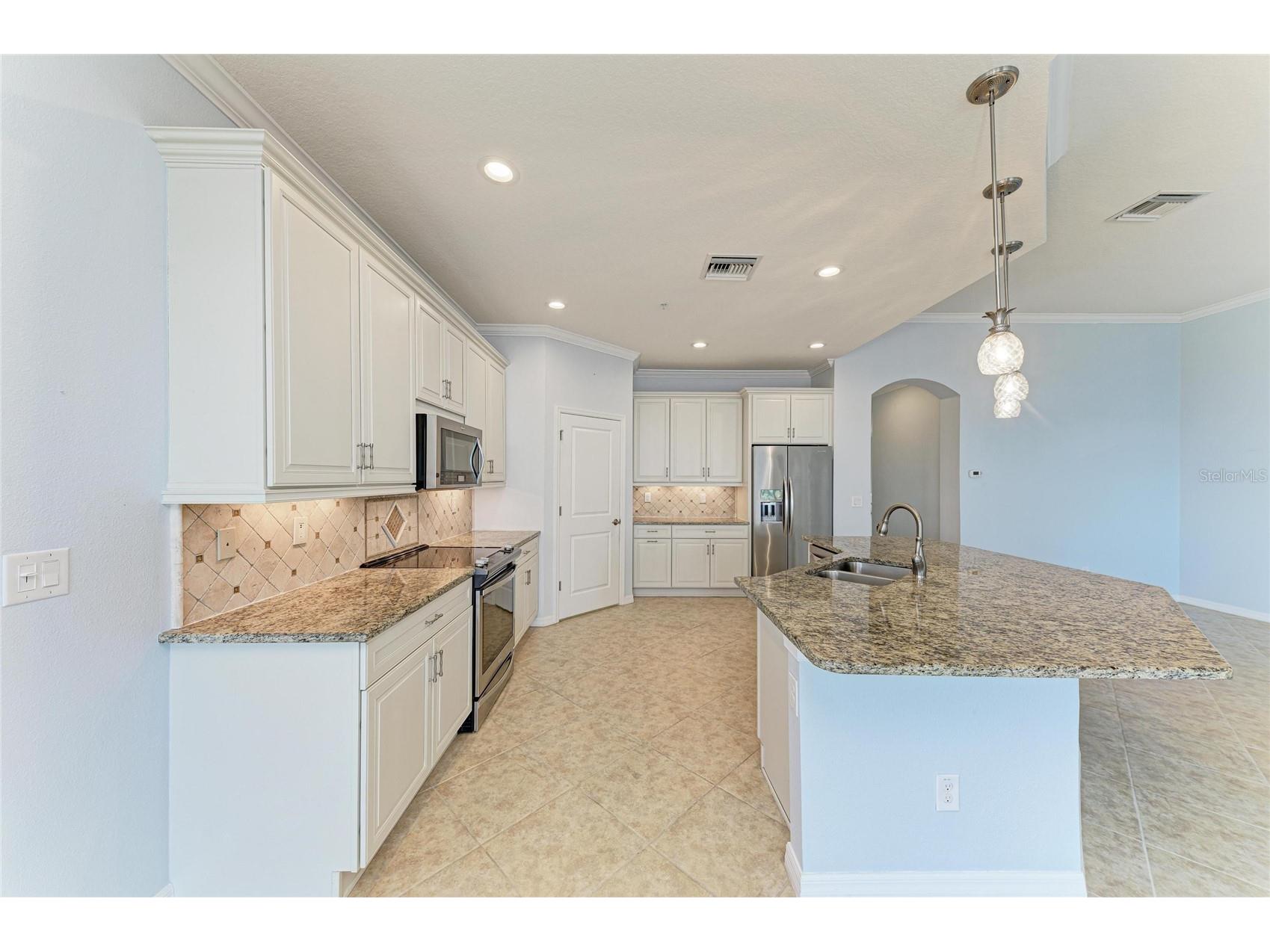 1246 Riverscape Street Bradenton FL 34208 - MANATEE RIVER A4682037 image15