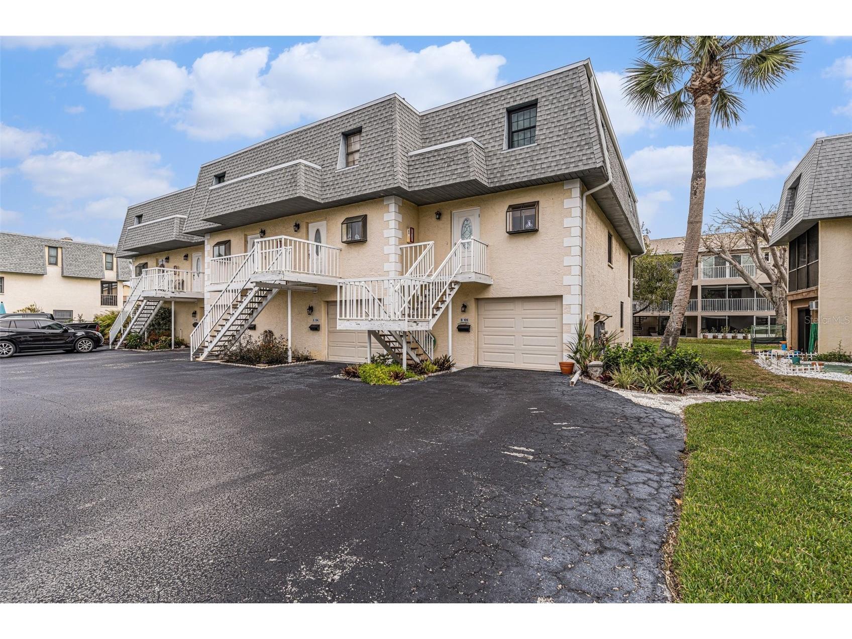 12465 2nd Street E #105B Treasure Island FL 33706 TB8482480 image1