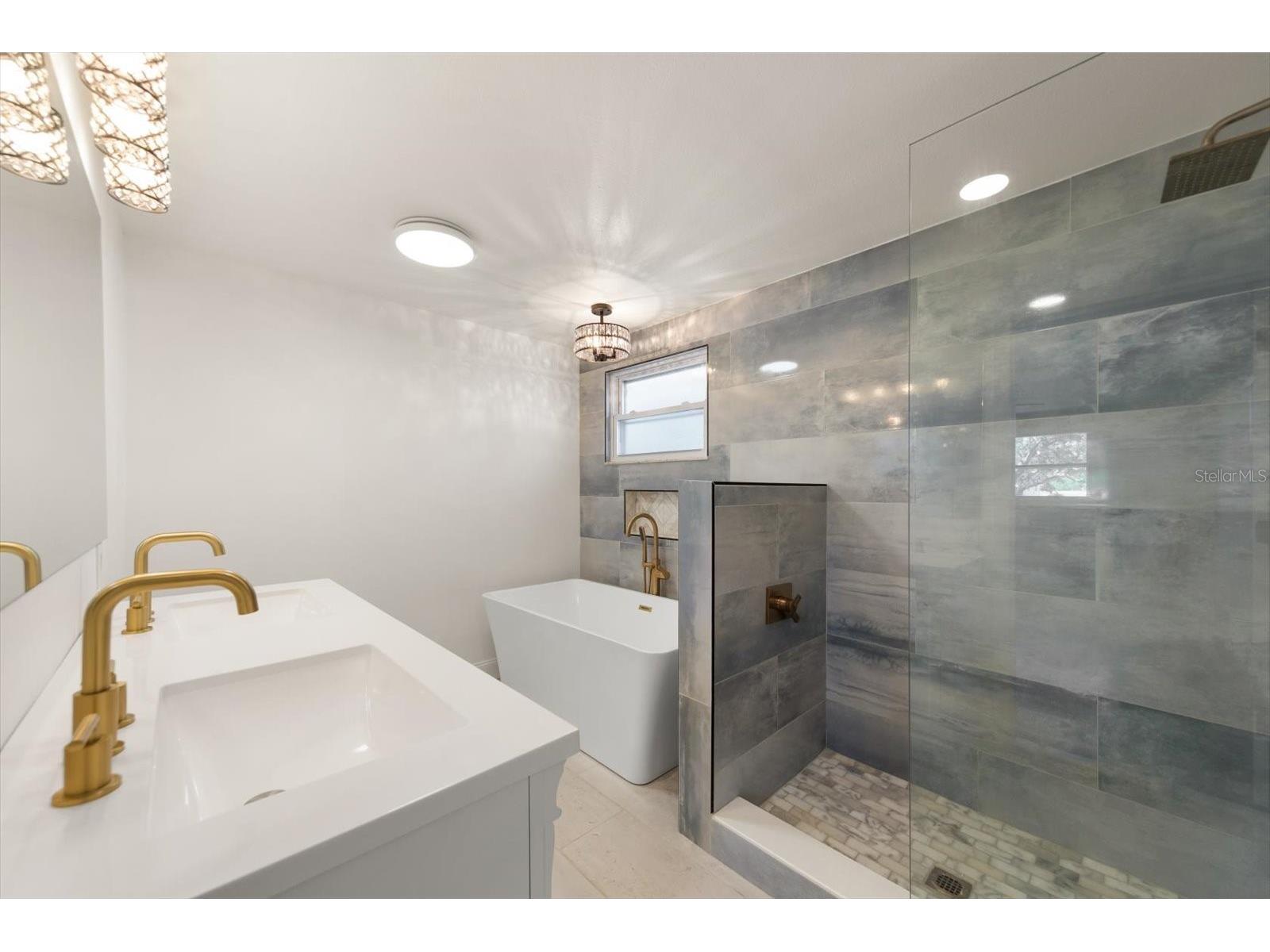 12468 Empire Drive Seminole FL 33772 TB8479898 image15