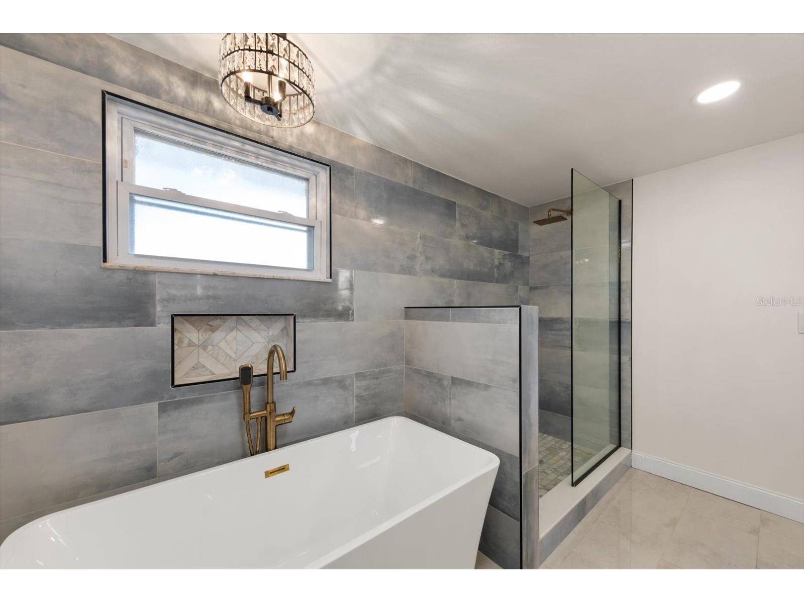 12468 Empire Drive Seminole FL 33772 TB8479898 image17