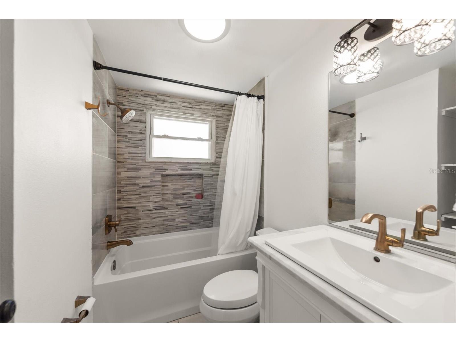 12468 Empire Drive Seminole FL 33772 TB8479898 image18