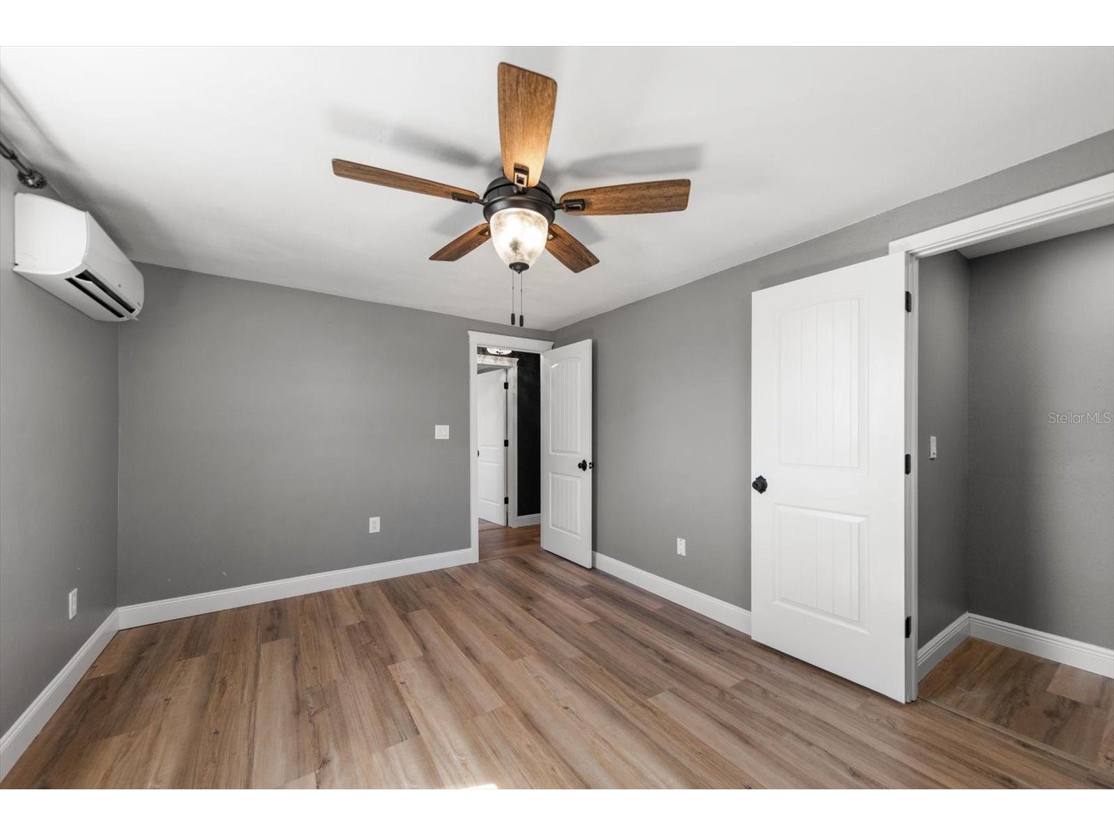 12468 Empire Drive Seminole FL 33772 TB8479898 image22