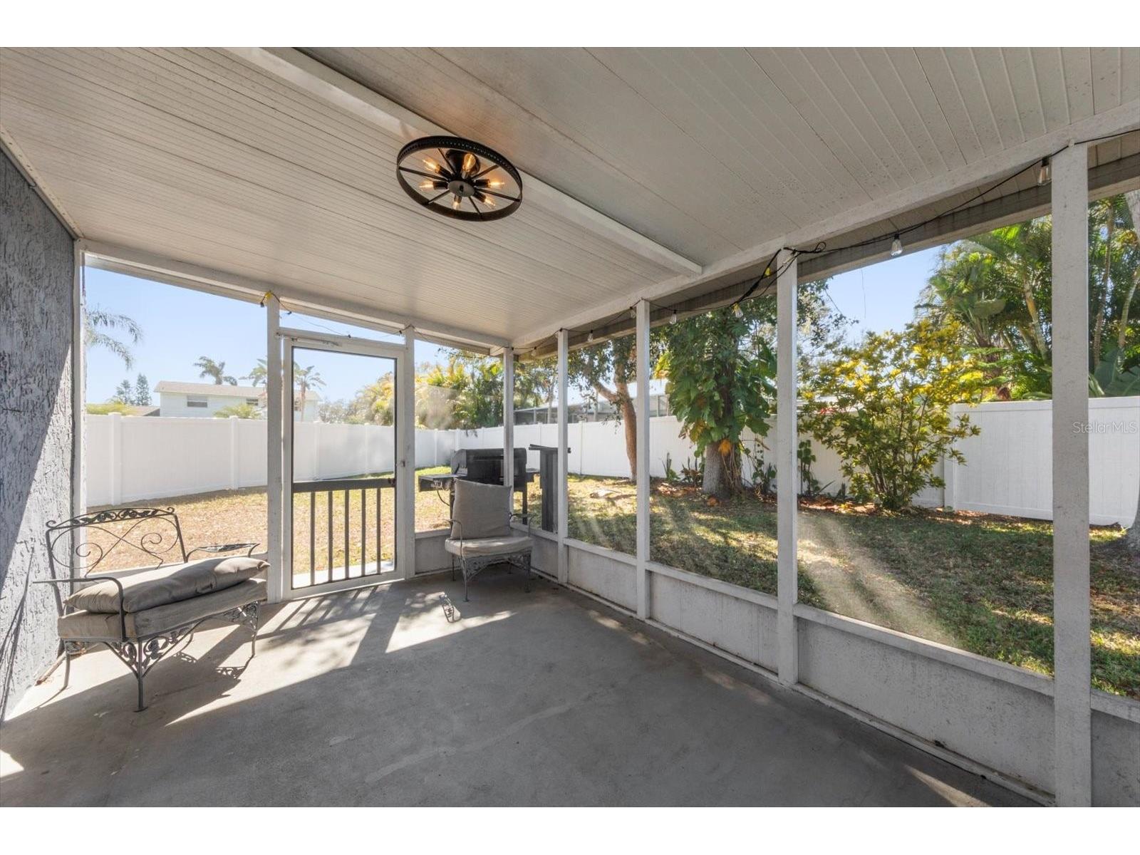 12468 Empire Drive Seminole FL 33772 TB8479898 image25