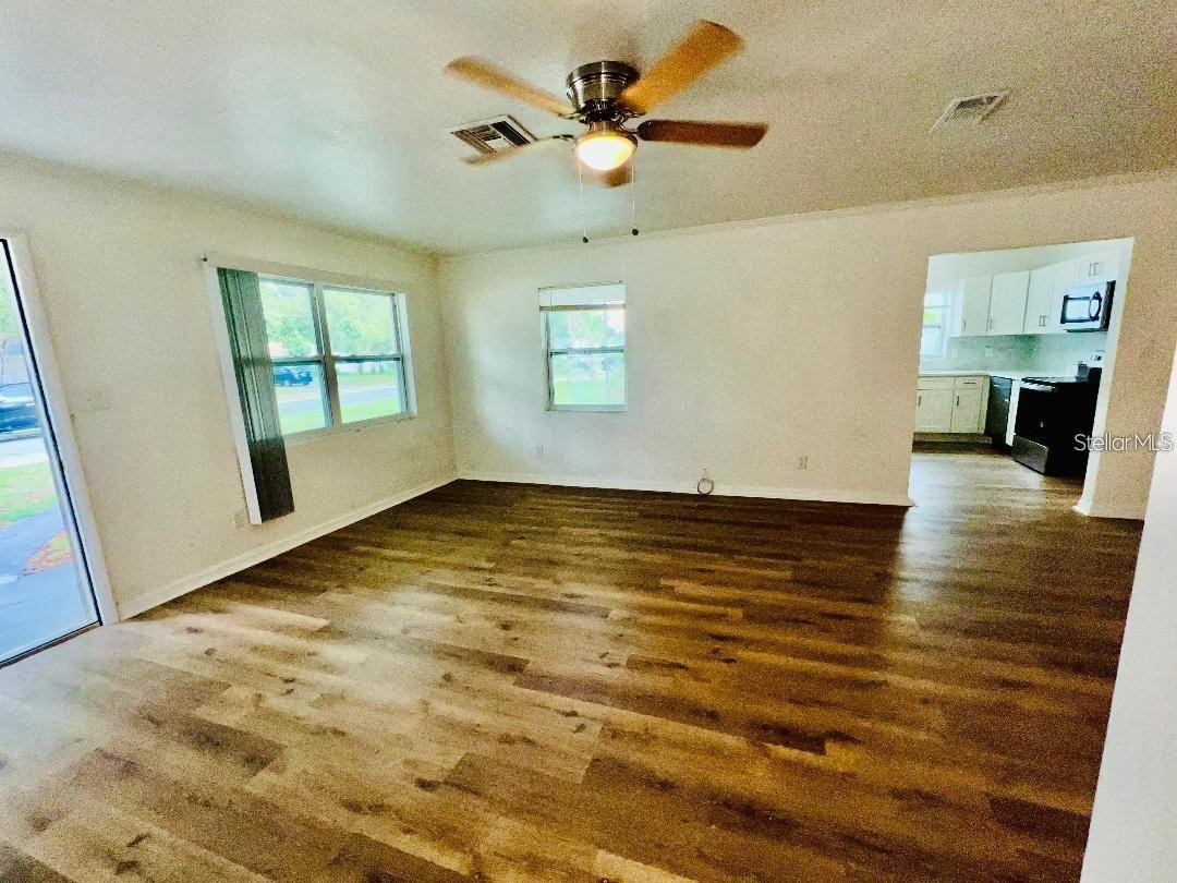 1247 Davis Road Dunedin FL 34698 TB8488776 image4