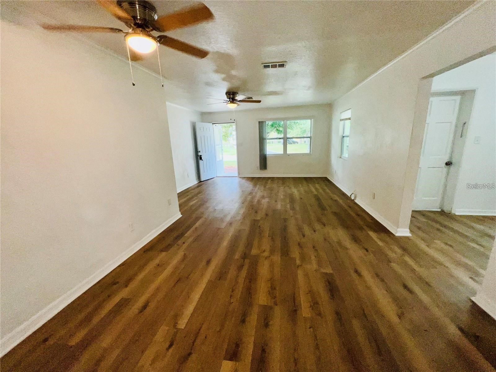 1247 Davis Road Dunedin FL 34698 TB8488776 image5