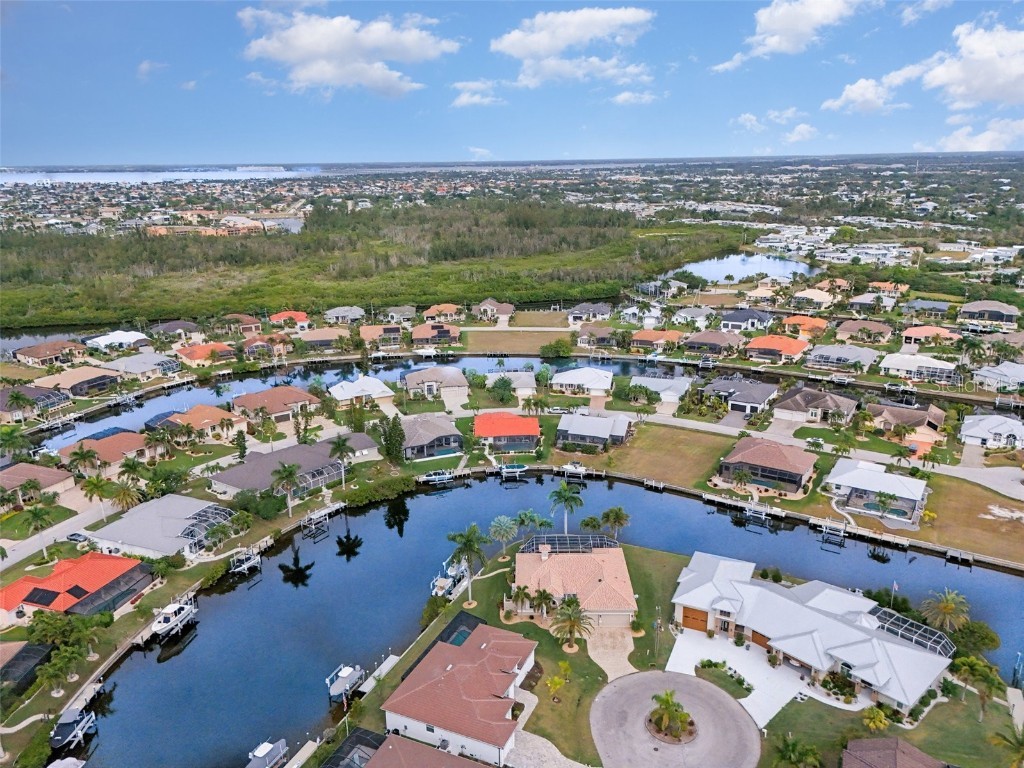 1247 Pine Siskin Drive Punta Gorda FL 33950 - ROYAL TERN CANAL C7518818 image3