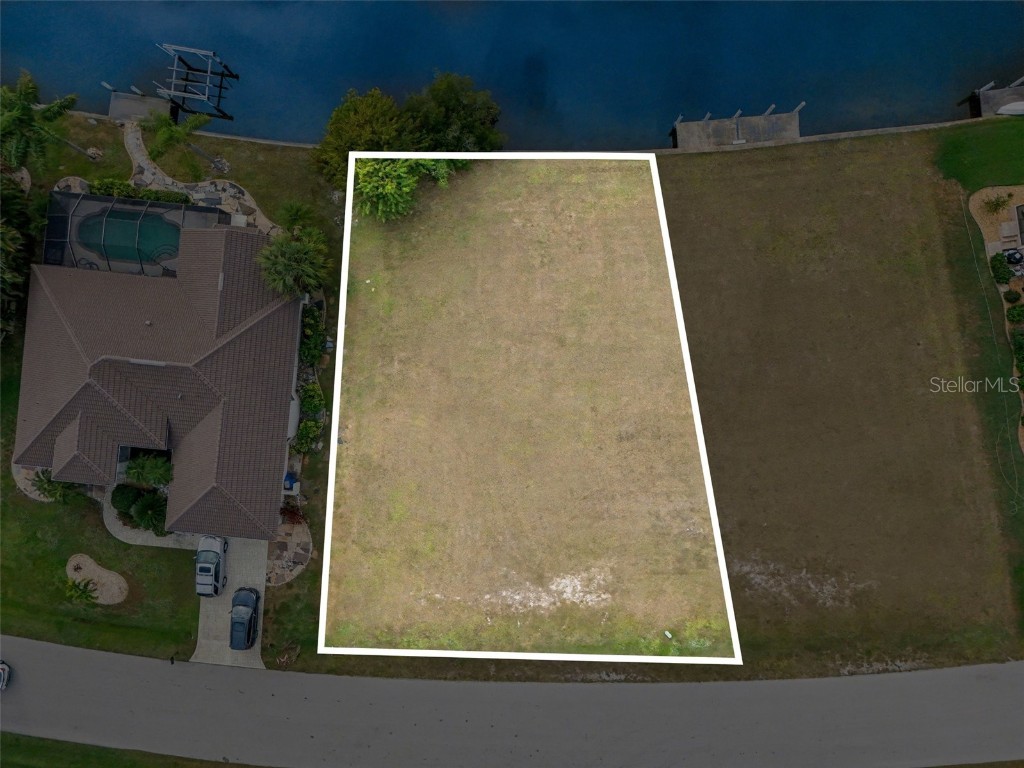 1247 Pine Siskin Drive Punta Gorda FL 33950 - ROYAL TERN CANAL C7518818 image5