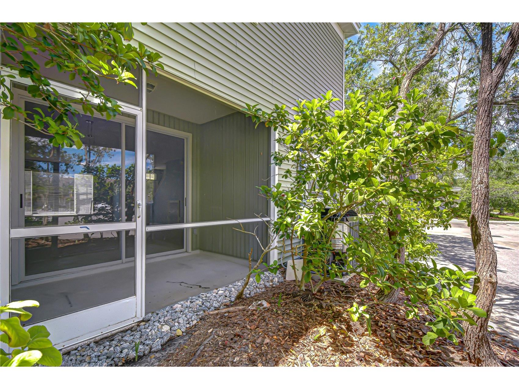 12473 Country White Circle Tampa FL 33635 TB8502958 image14