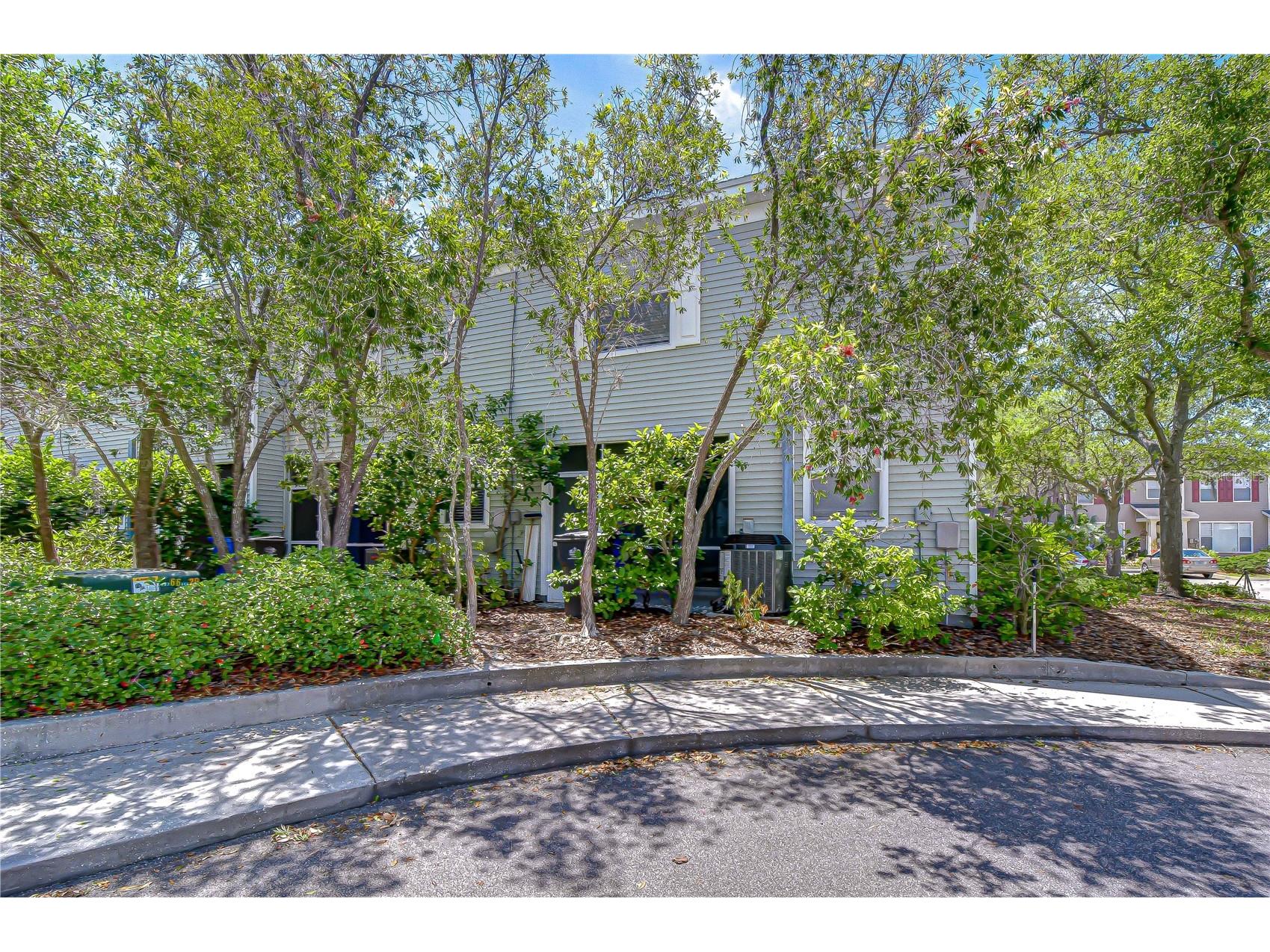 12473 Country White Circle Tampa FL 33635 TB8502958 image19