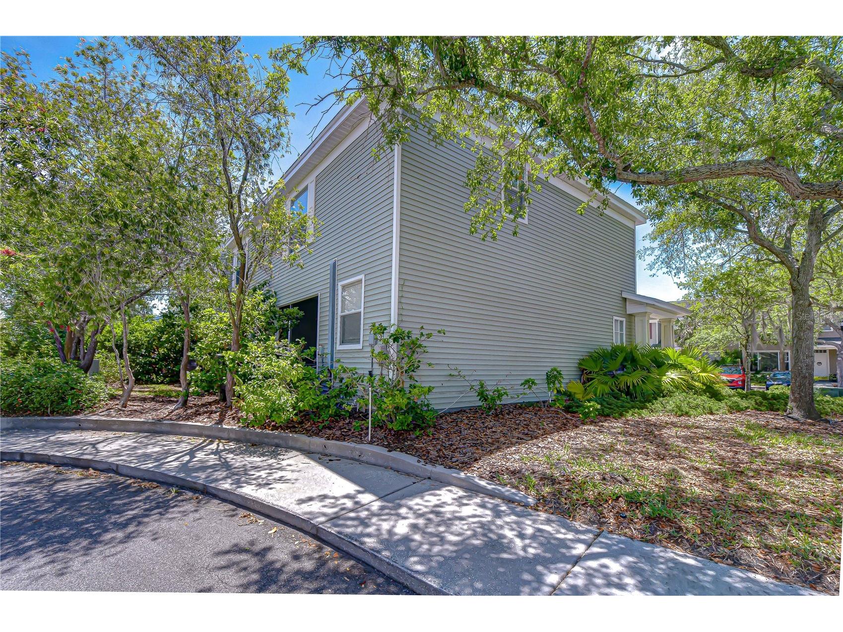 12473 Country White Circle Tampa FL 33635 TB8502958 image20