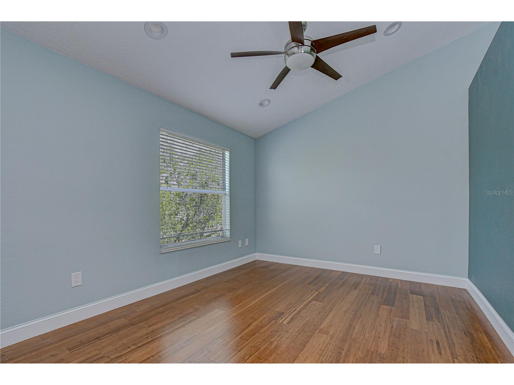 12473 Country White Circle Tampa FL 33635 TB8502958 image27