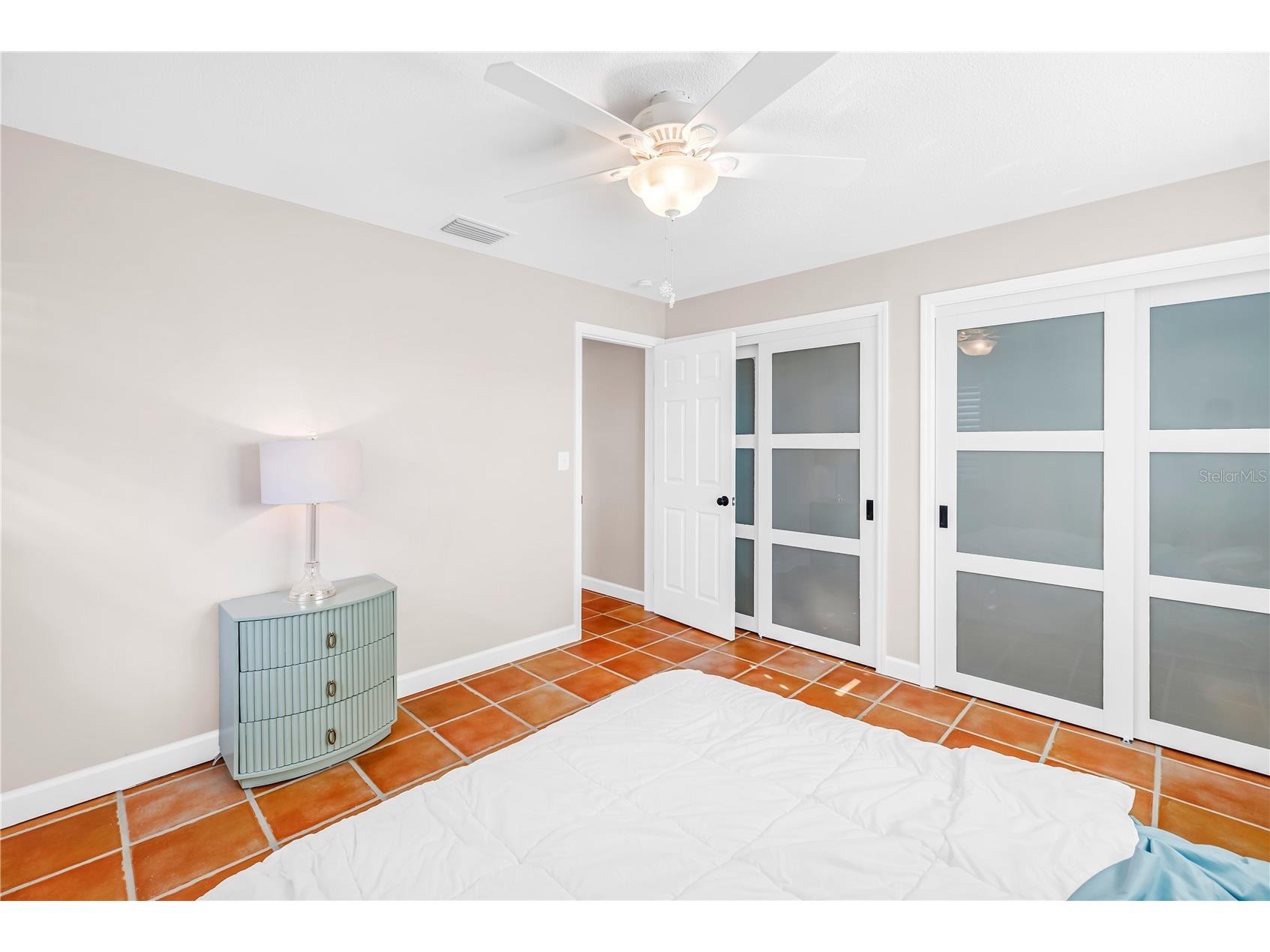 12475 4th Street E Treasure Island FL 33706 TB8498819 image22