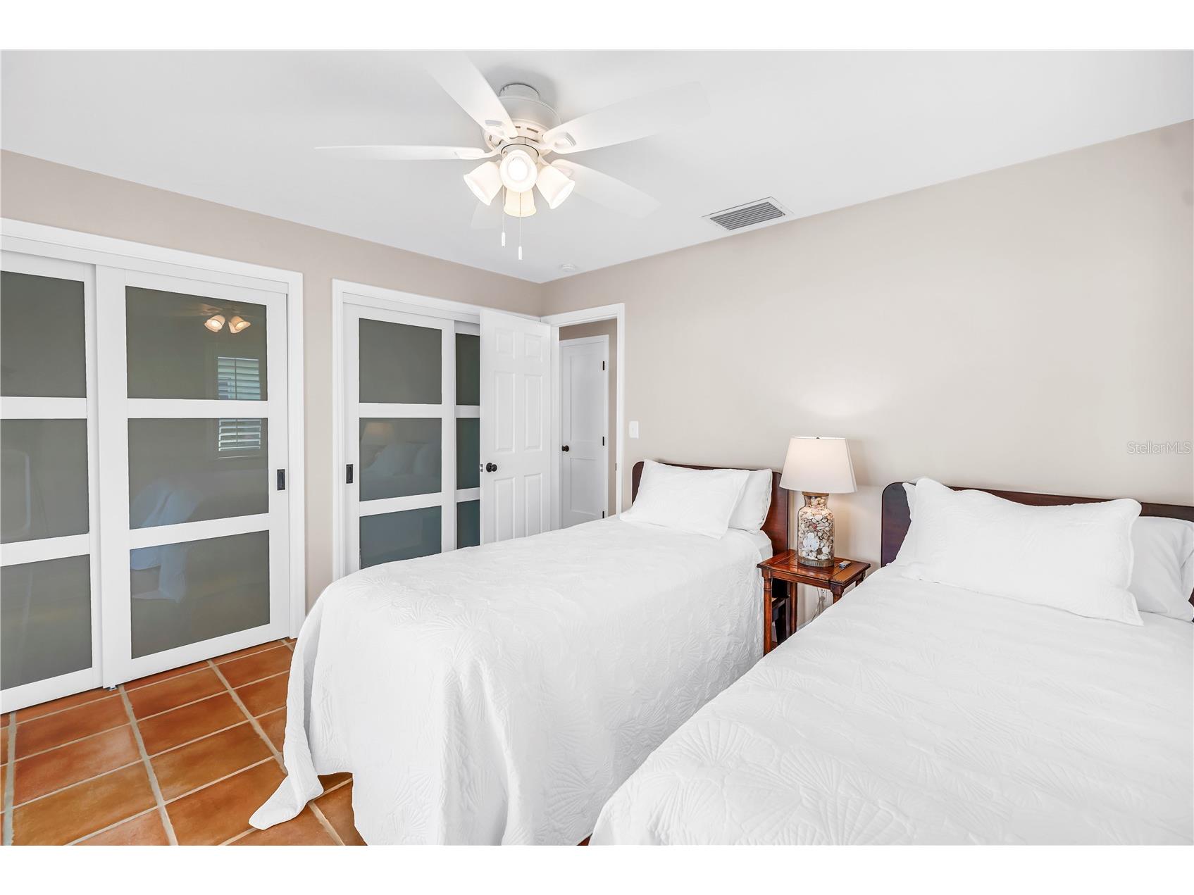 12475 4th Street E Treasure Island FL 33706 TB8498819 image26