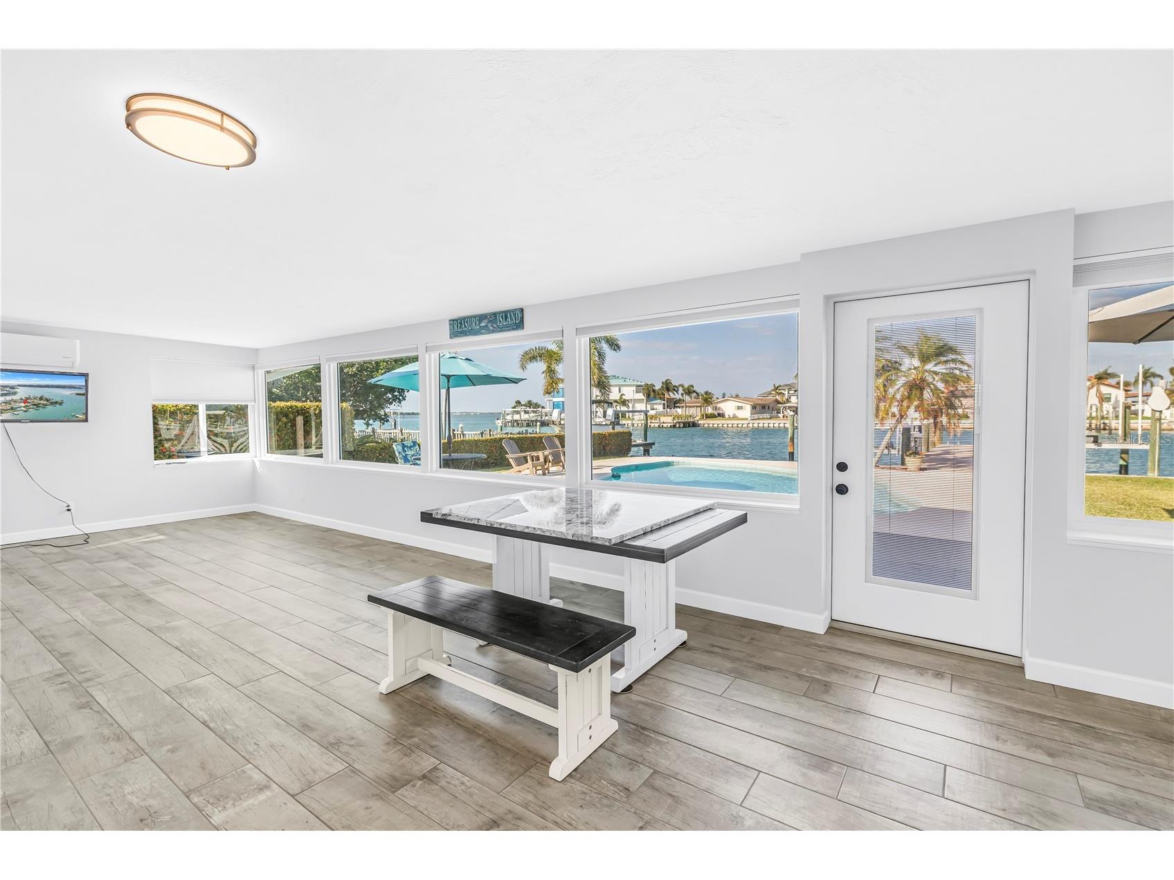12475 4th Street E Treasure Island FL 33706 TB8498819 image29