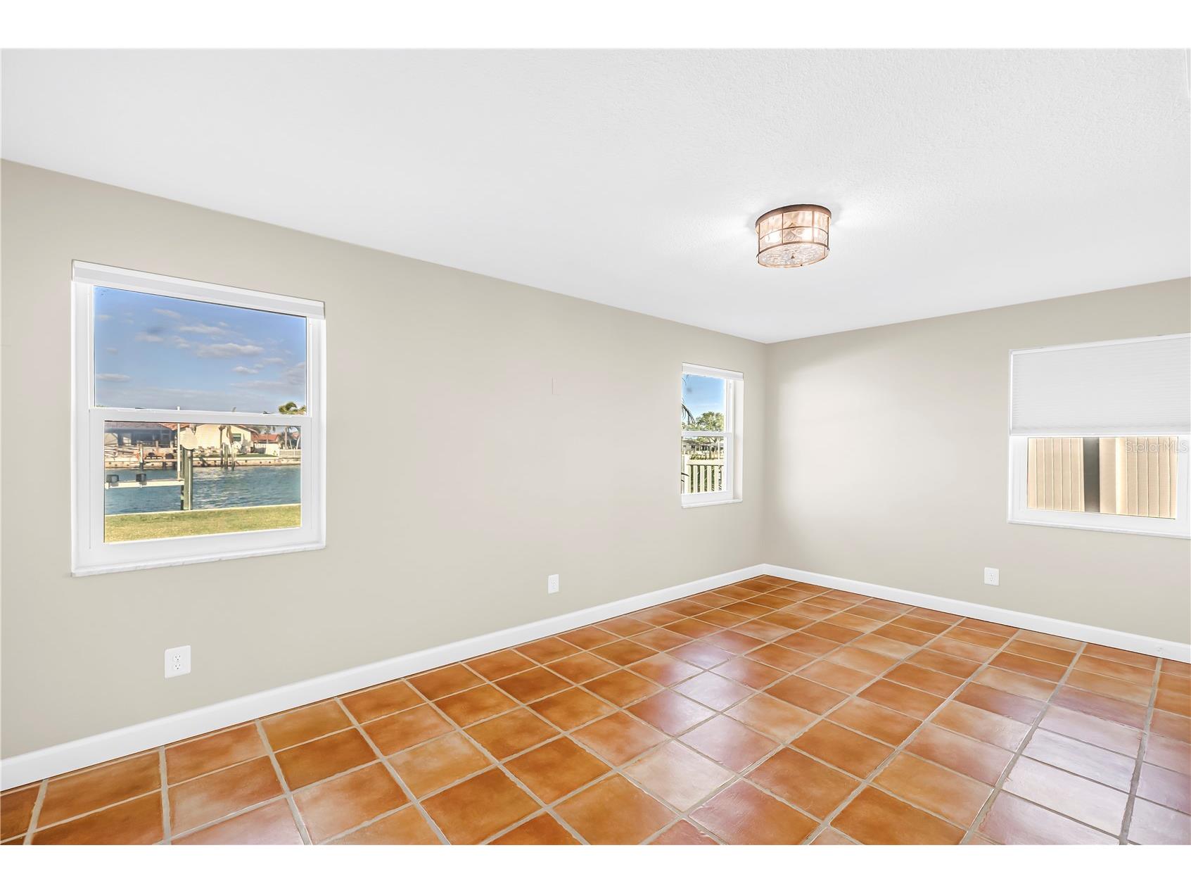 12475 4th Street E Treasure Island FL 33706 TB8498819 image32