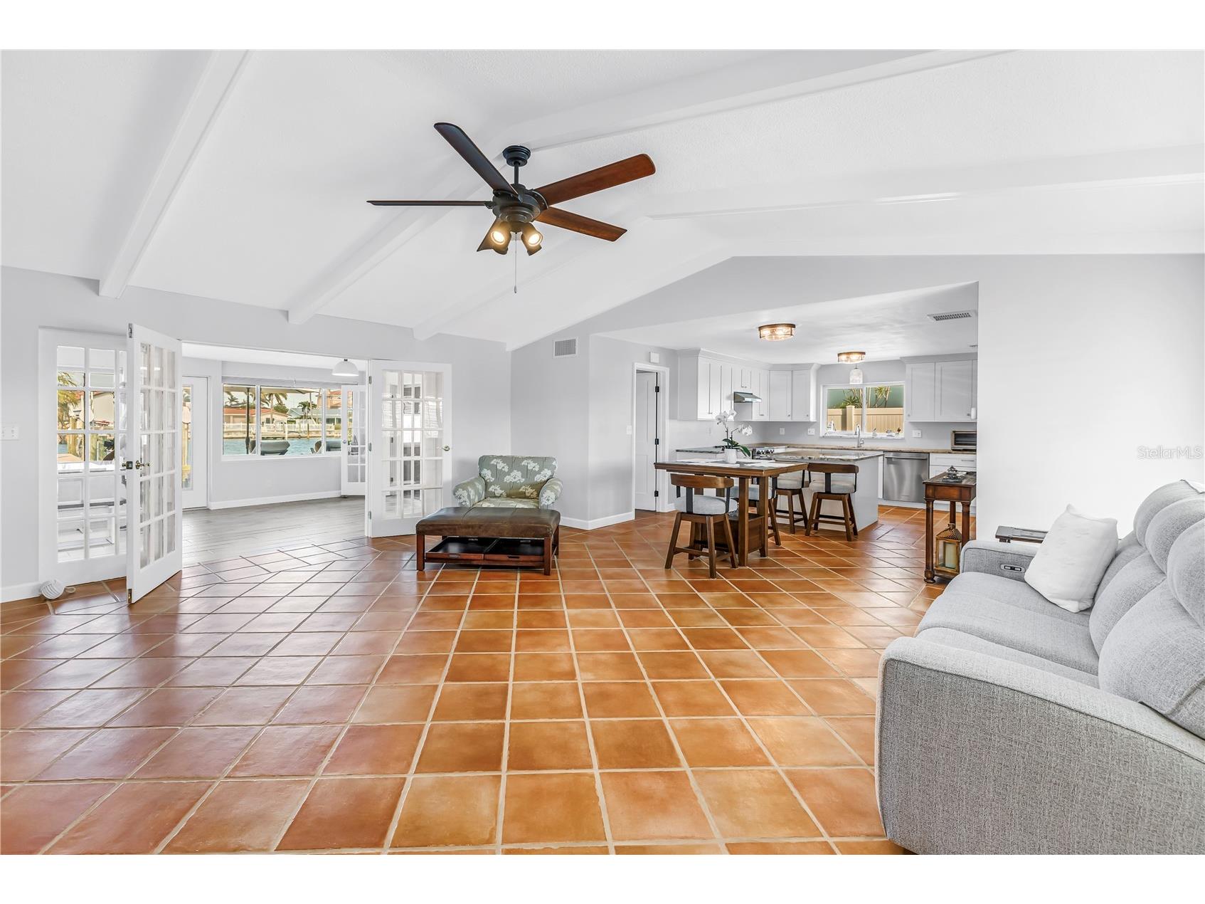 12475 4th Street E Treasure Island FL 33706 TB8498819 image6