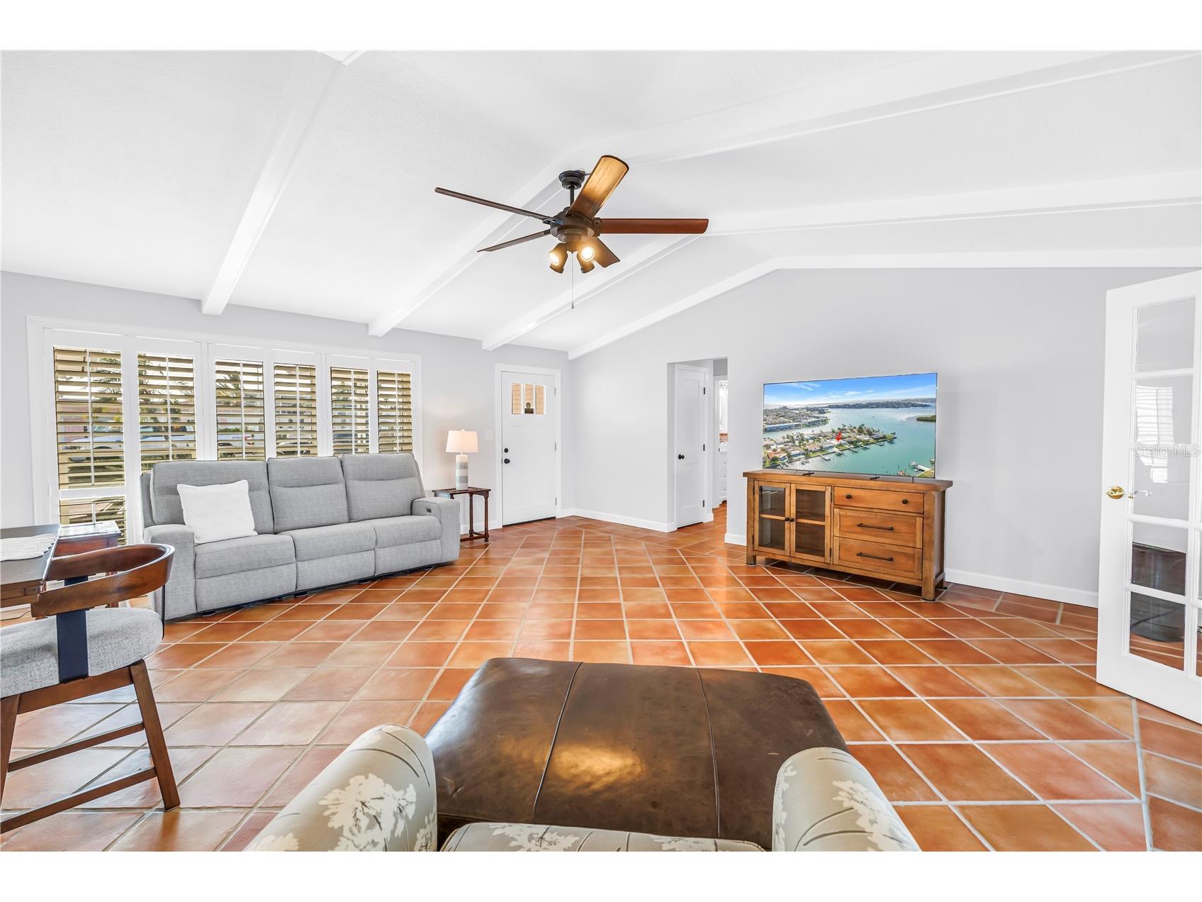12475 4th Street E Treasure Island FL 33706 TB8498819 image8
