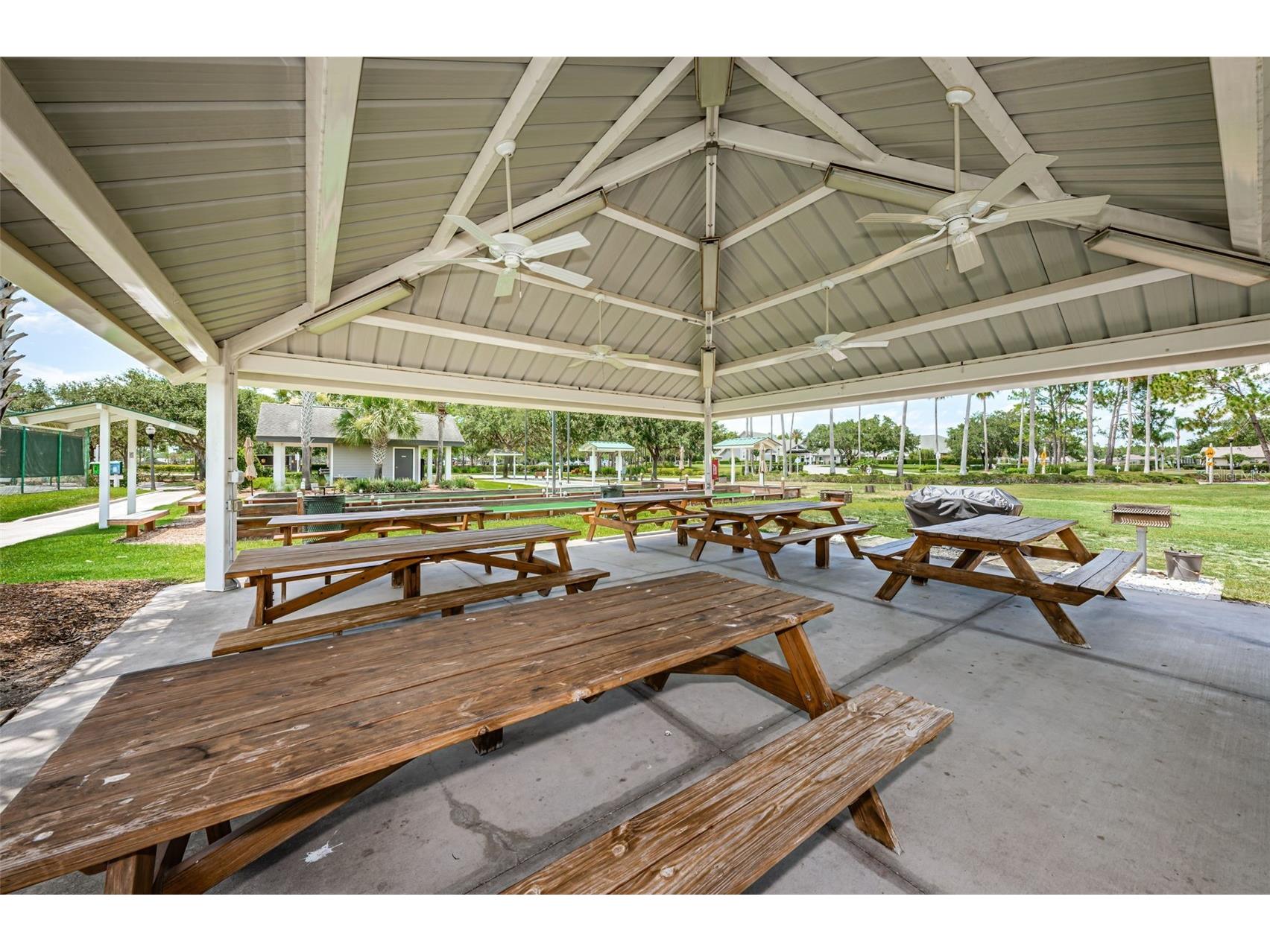 1248 Ashbourne Circle Trinity FL 34655 TB8468669 image59