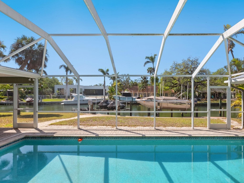 1248 Northport Drive Sarasota FL 34242 A4668459 image31