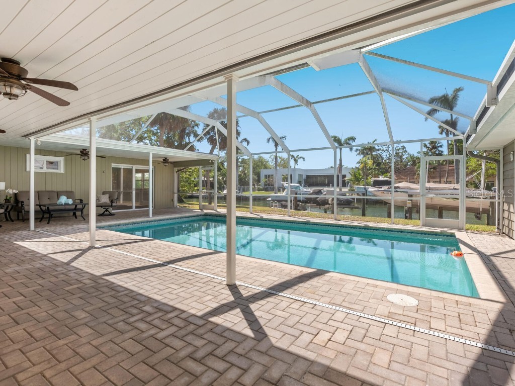 1248 Northport Drive Sarasota FL 34242 A4668459 image8