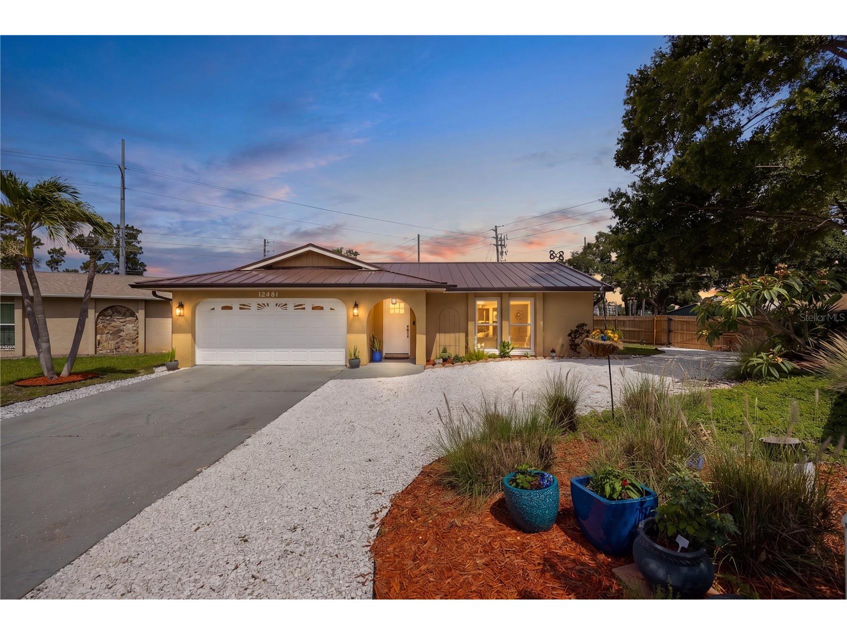 12481 Regency Avenue Seminole FL 33772 A4693228 image1