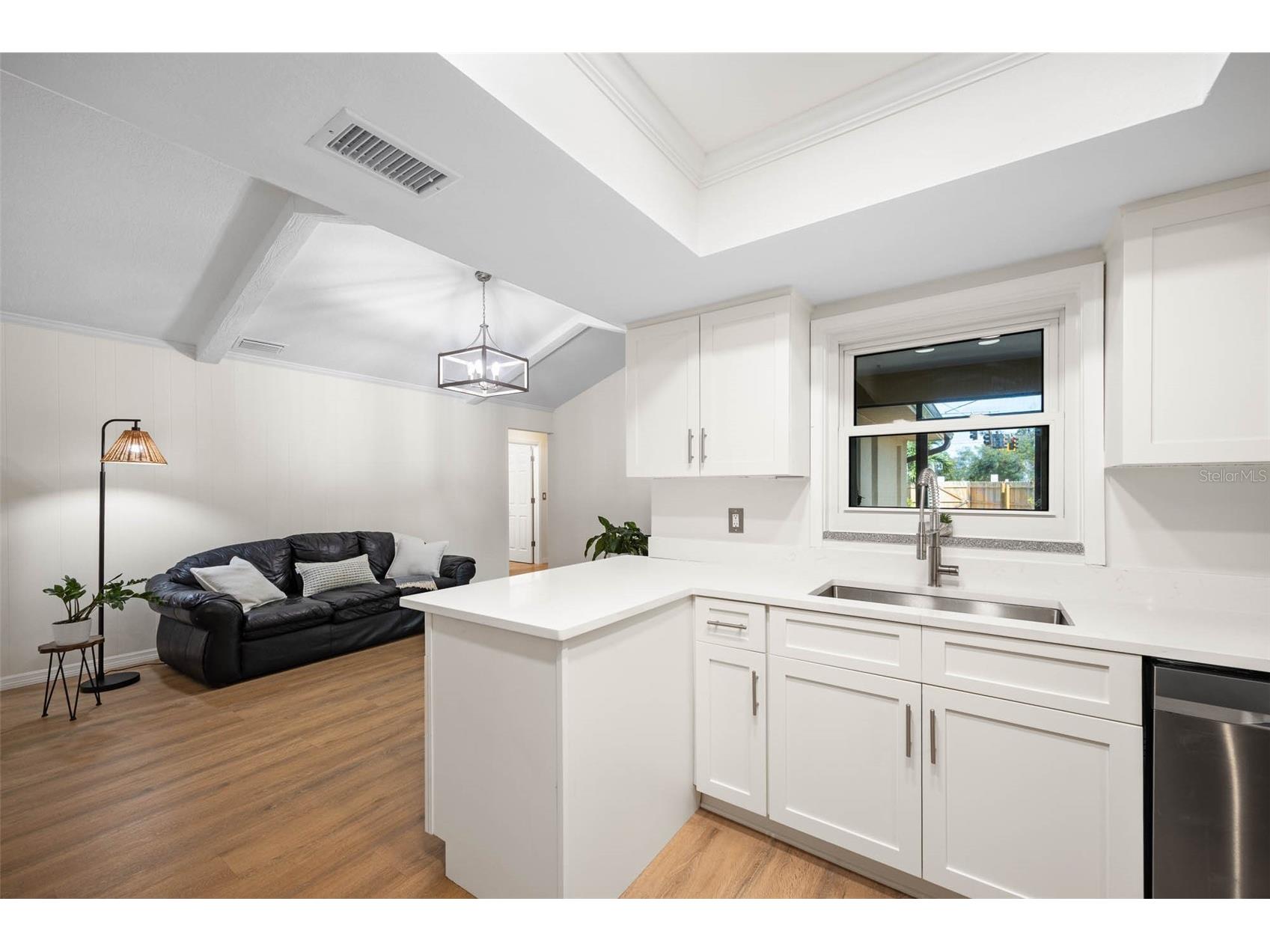 12481 Regency Avenue Seminole FL 33772 A4693228 image27