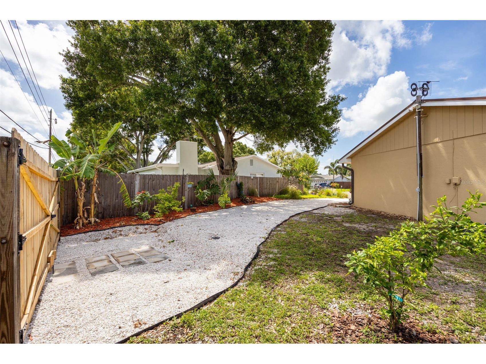 12481 Regency Avenue Seminole FL 33772 A4693228 image50