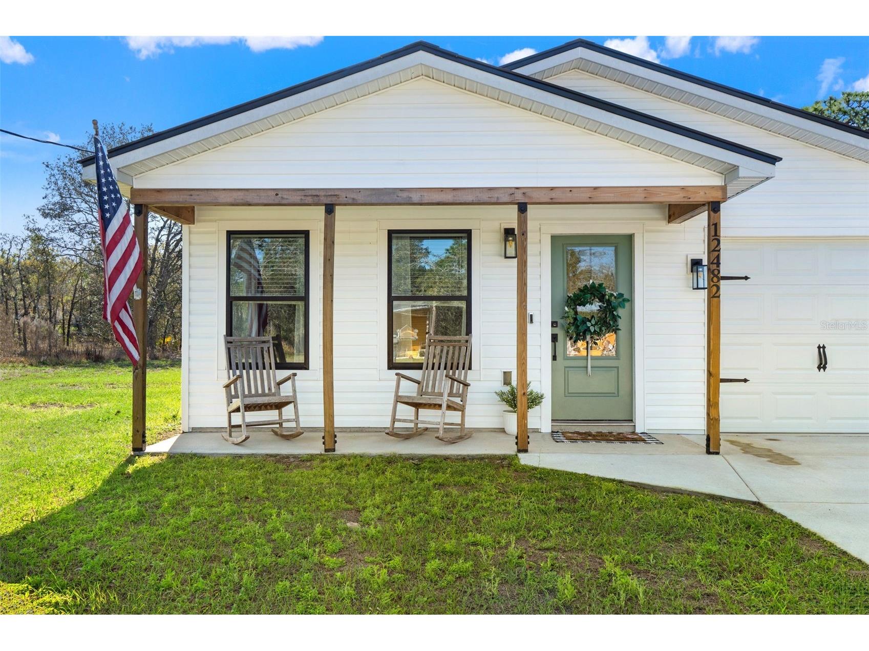 12482 Mountain Plover Road Weeki Wachee FL 34614 W7883806 image1
