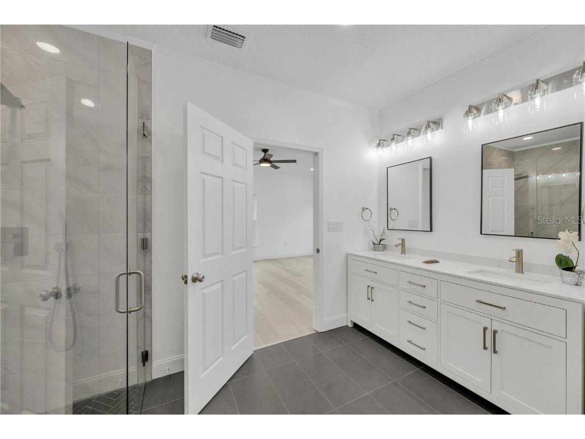 12484 Green Oak Lane Dade City FL 33525 TB8434695 image30